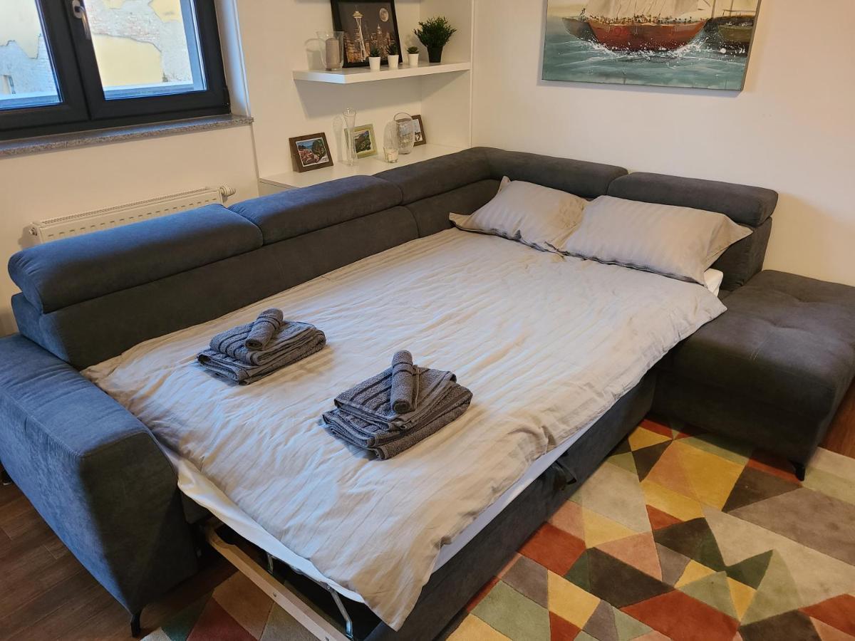 Modern 4-Star Luxury Apt - Wfh Ready, Free Parking 자그레브 외부 사진